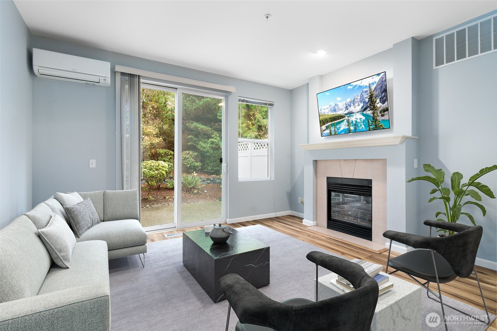 22607 42nd Place S, Kent, WA 98032