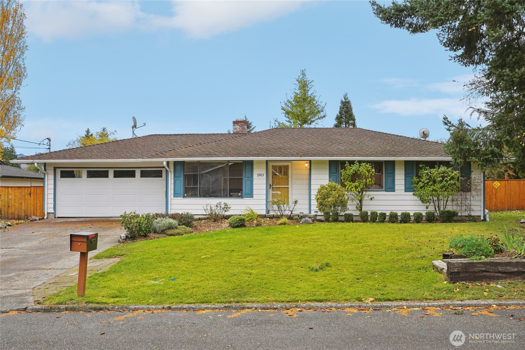1903 Clovercrest Street, Enumclaw, WA 98022