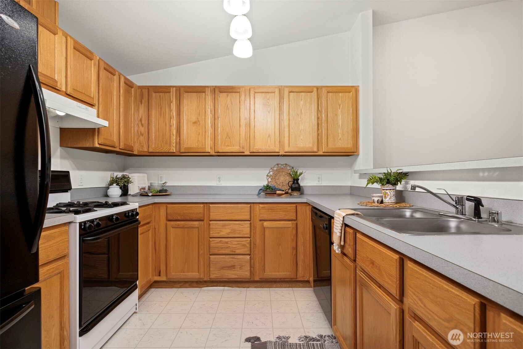 820 N 8th Street, Mount Vernon, WA 98273