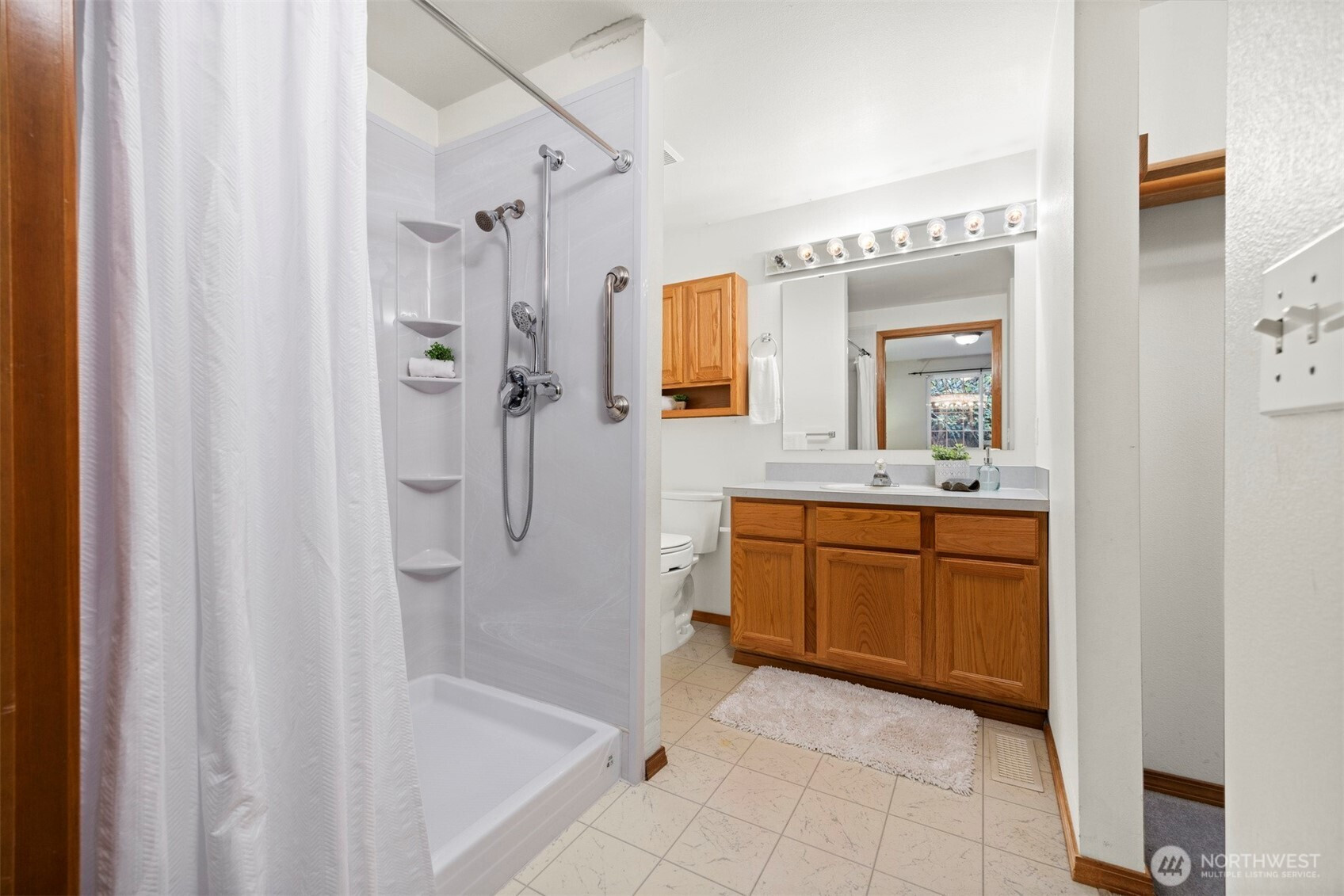 820 N 8th Street, Mount Vernon, WA 98273