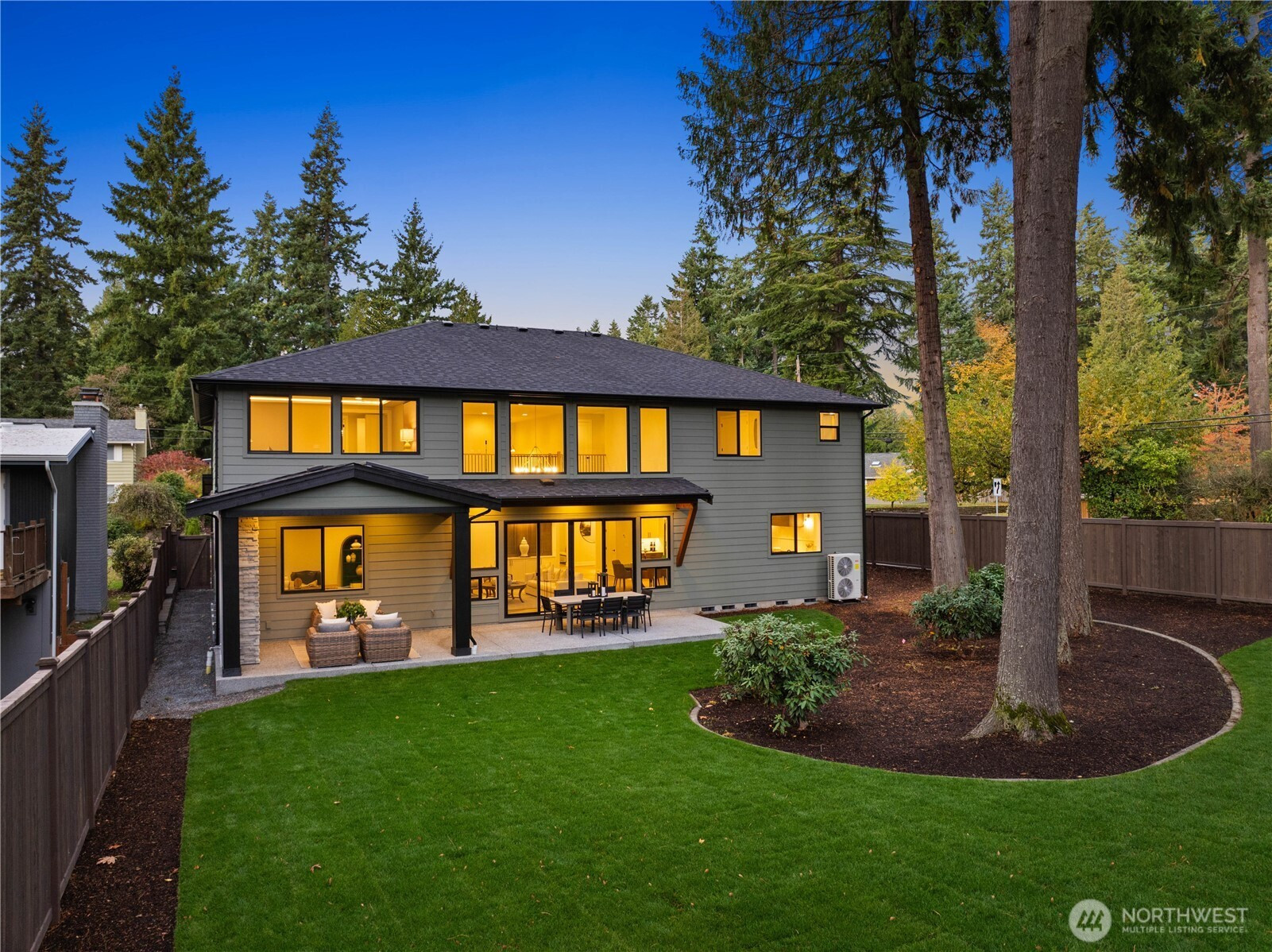 12127 NE 65th Street, Kirkland, WA 98033