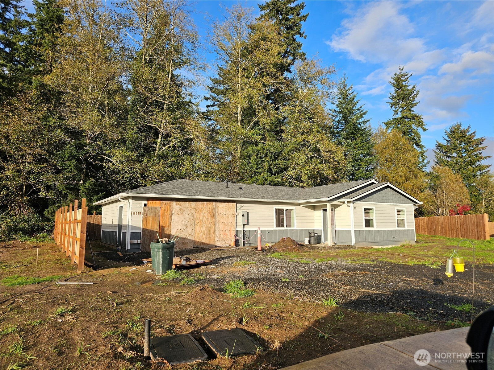 16 Pebble Creek Court, Elma, WA 98541