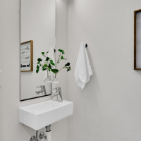 261 E Louisa Street, Seattle, WA 98102