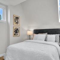 261 E Louisa Street, Seattle, WA 98102