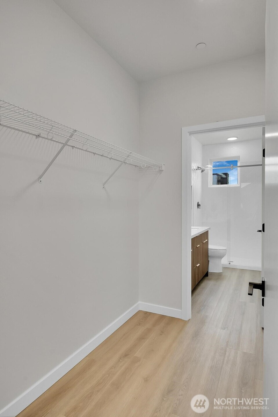 261 E Louisa Street, Seattle, WA 98102