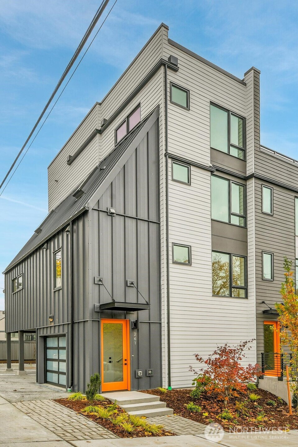261 E Louisa Street, Seattle, WA 98102