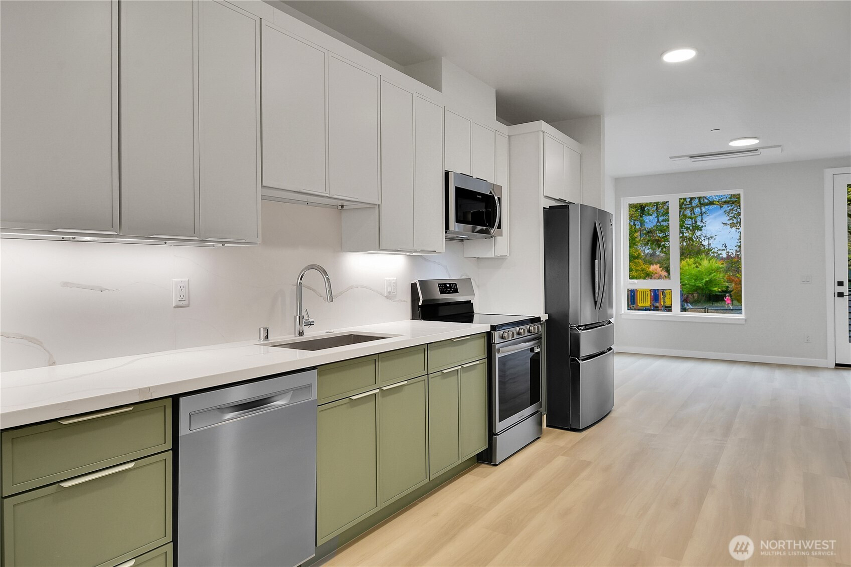 259 E Louisa Street, Seattle, WA 98102