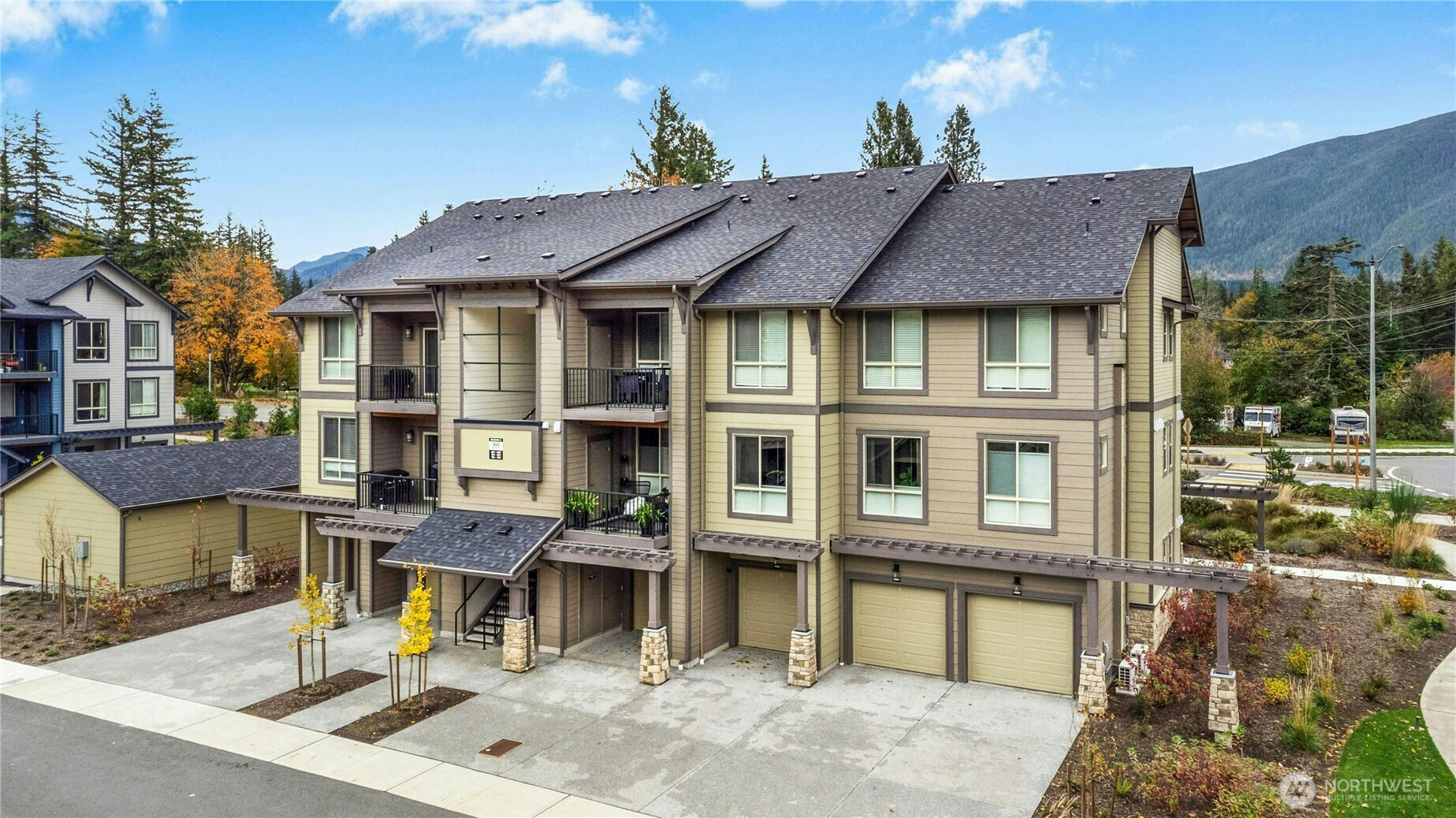 1845 SE 12th Place, North Bend, WA 98045