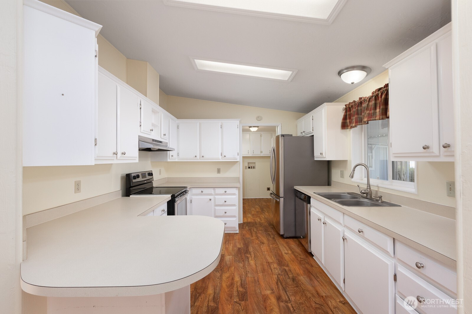 836 S Harman Way, Orting, WA 98360