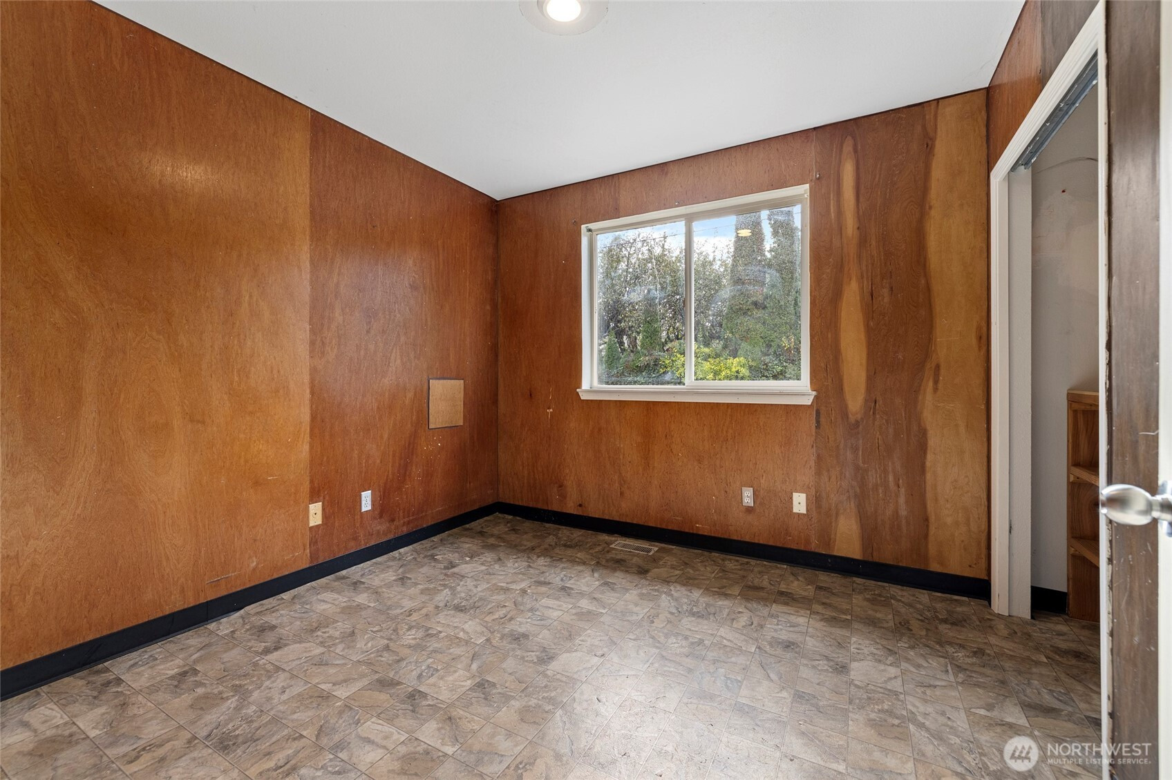 939 State Street, Sedro Woolley, WA 98284