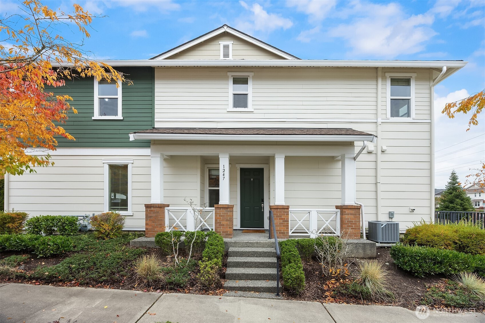 1247 NE Hickory Lane, Issaquah, WA 98029