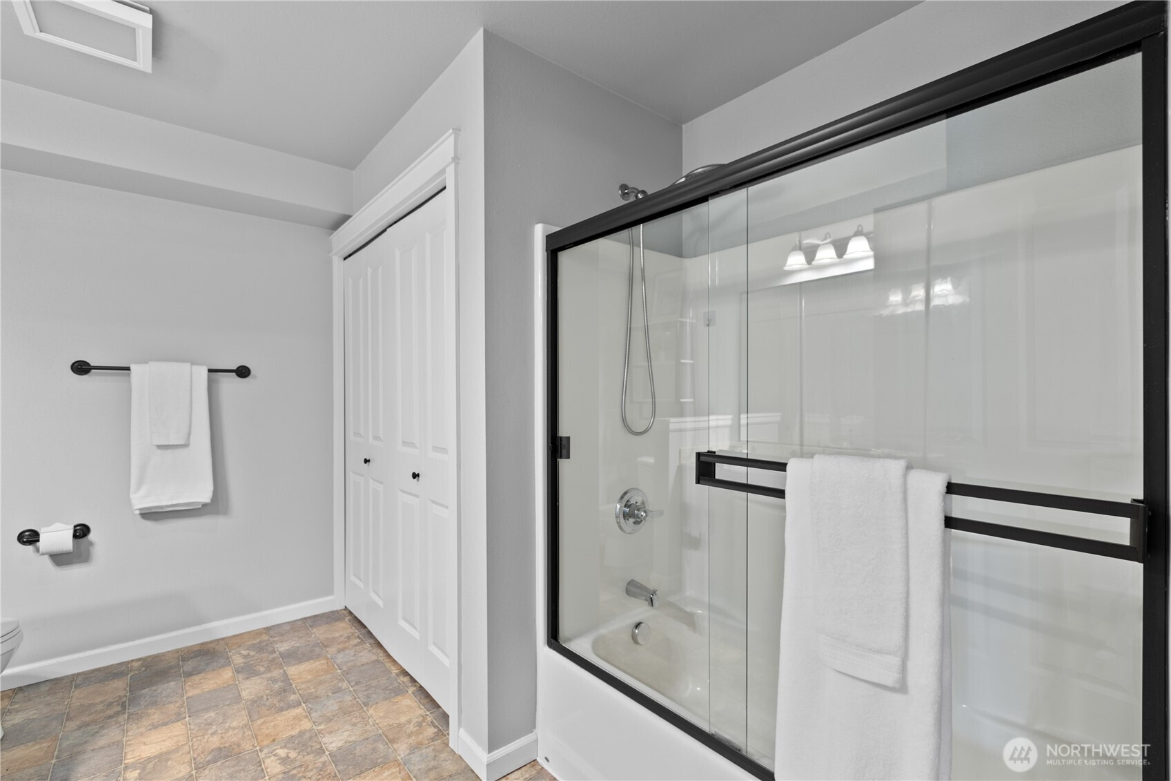 700 32nd Street, Bellingham, WA 98225