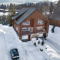 15 Guye Peak Lane, Snoqualmie Pass, WA 98068