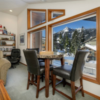 15 Guye Peak Lane, Snoqualmie Pass, WA 98068