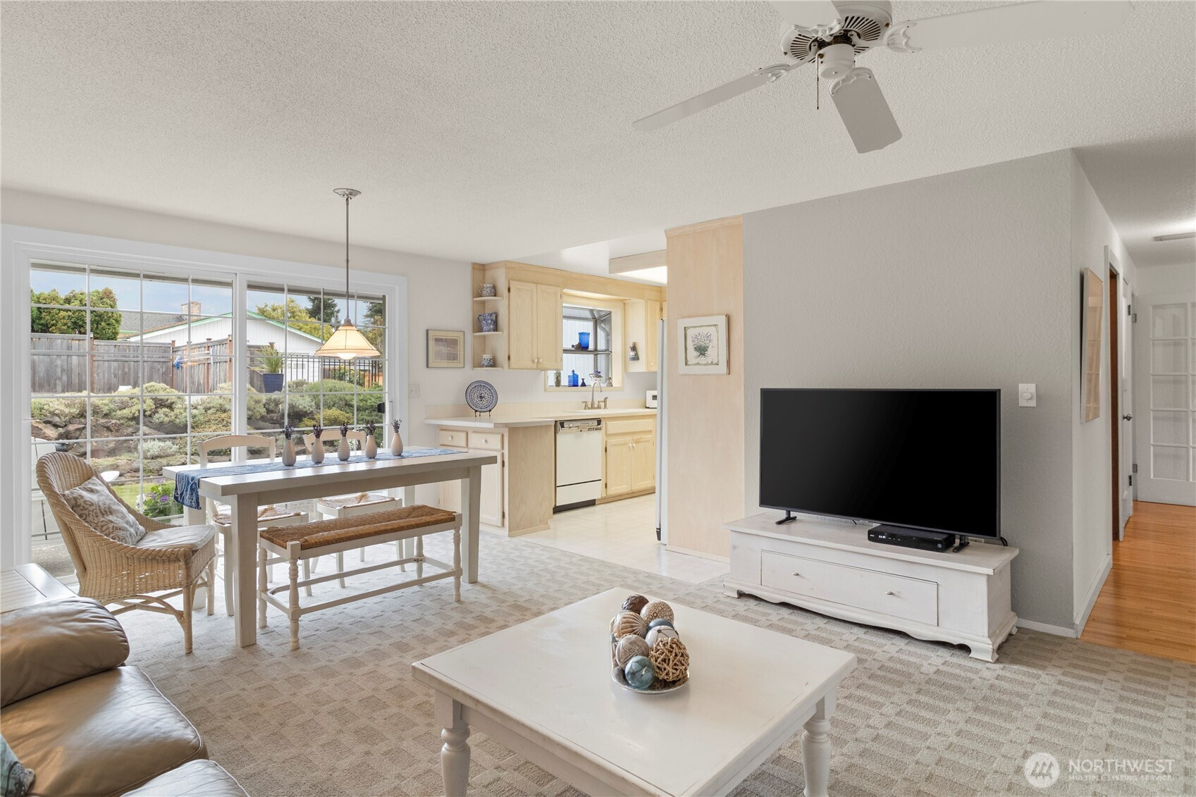 1463 N Winnifred Street, Tacoma, WA 98406