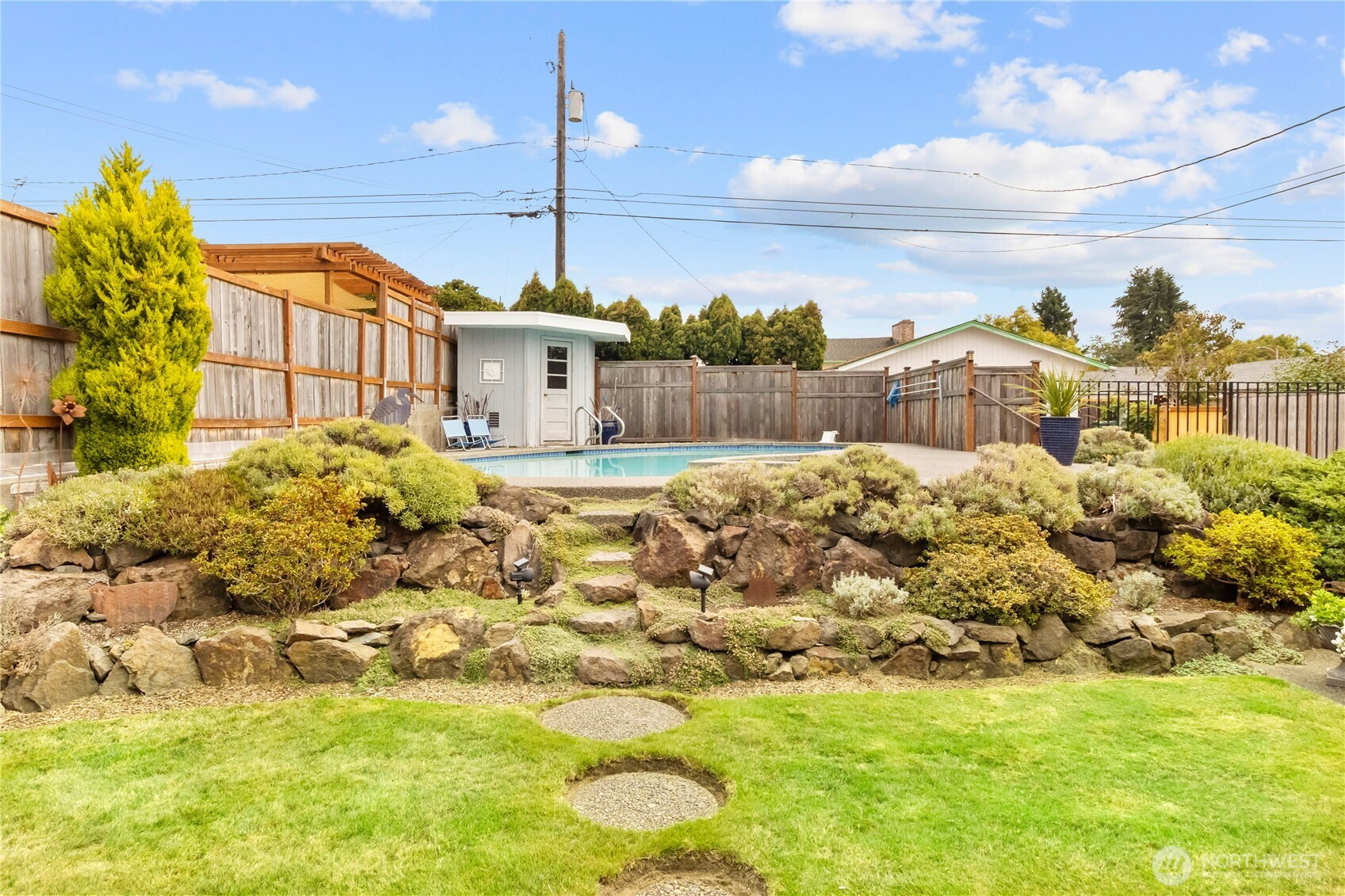 1463 N Winnifred Street, Tacoma, WA 98406