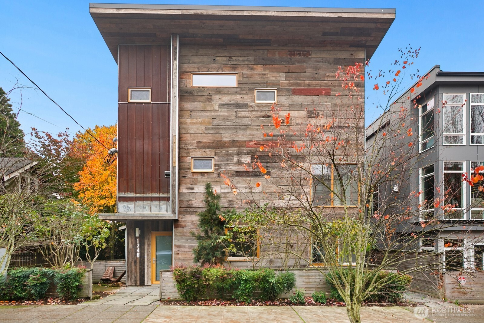 1749 NW 61st Street, Seattle, WA 98107