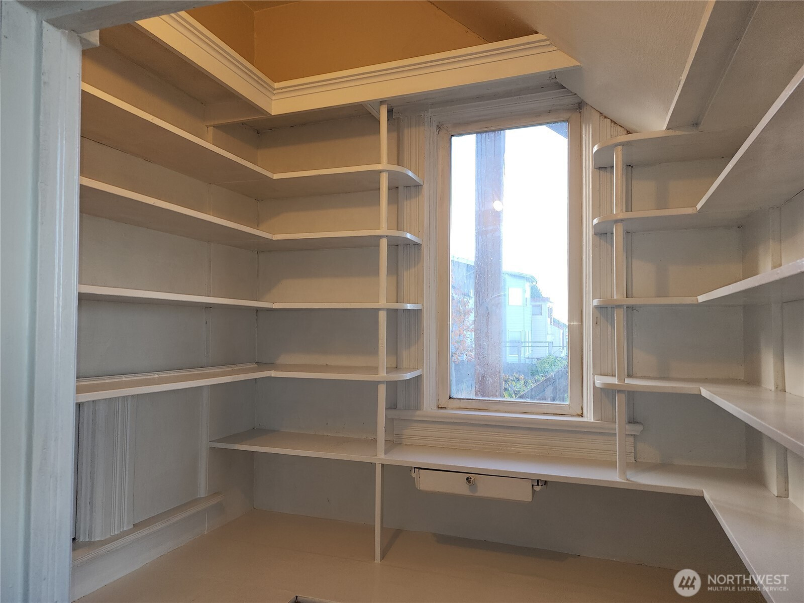 719 Caroline St, Port Angeles, WA 98362