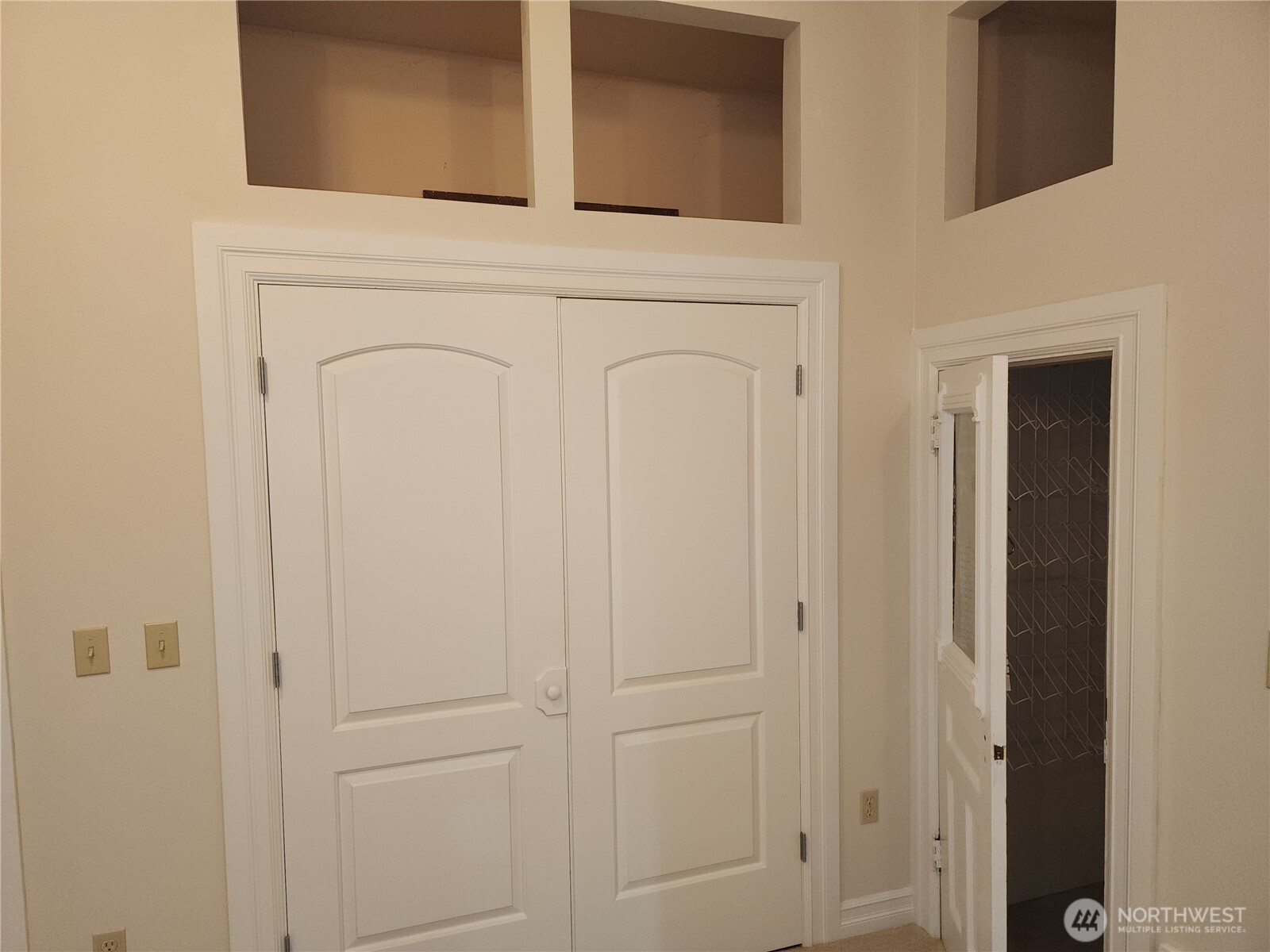 719 Caroline St, Port Angeles, WA 98362