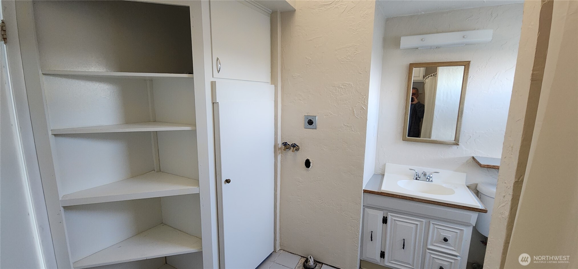 719 Caroline St, Port Angeles, WA 98362