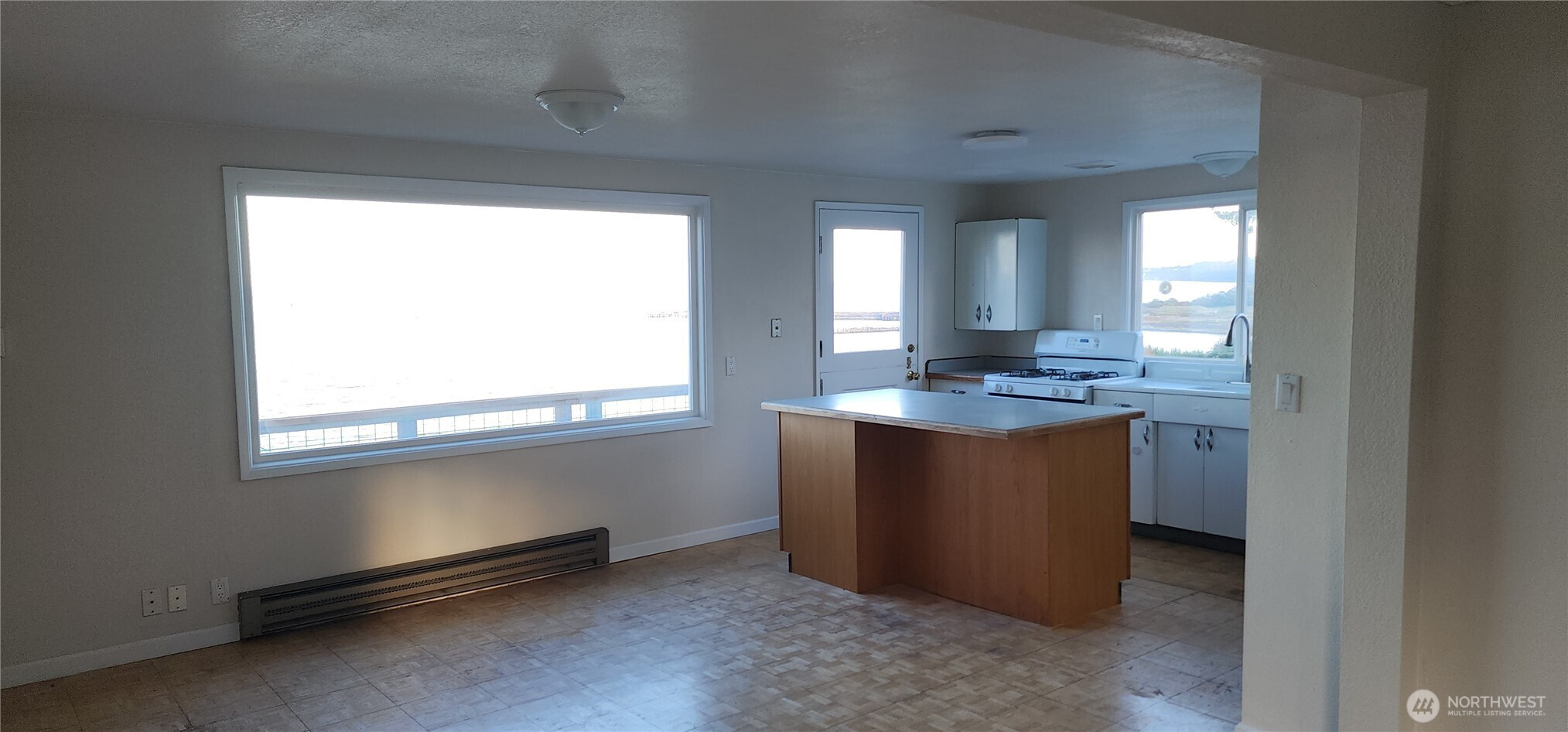 719 Caroline St, Port Angeles, WA 98362