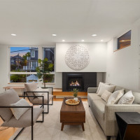 1002 5th Avenue N, Seattle, WA 98109