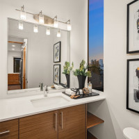 1002 5th Avenue N, Seattle, WA 98109