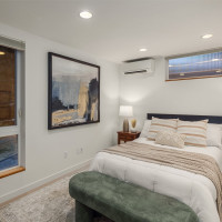 1002 5th Avenue N, Seattle, WA 98109