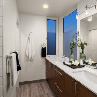 1002 5th Avenue N, Seattle, WA 98109