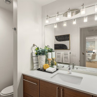 1002 5th Avenue N, Seattle, WA 98109