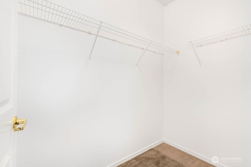 1800 NE 40th Street, Renton, WA 98056