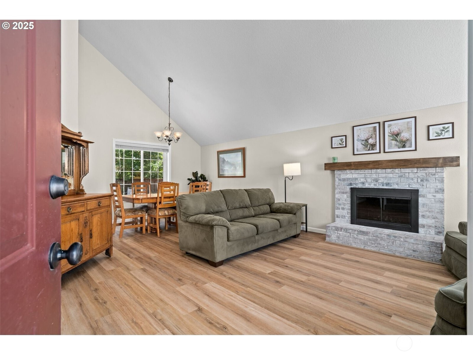 1705 SE Solomon Loop, Vancouver, WA 98683