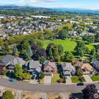 1705 SE Solomon Loop, Vancouver, WA 98683