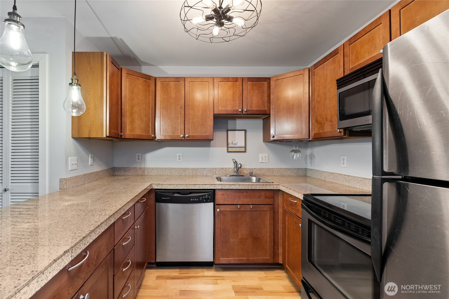 1012 S 27th Street, Tacoma, WA 98409