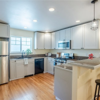 118 N 104th Street, Seattle, WA 98133