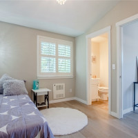 118 N 104th Street, Seattle, WA 98133