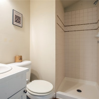 118 N 104th Street, Seattle, WA 98133