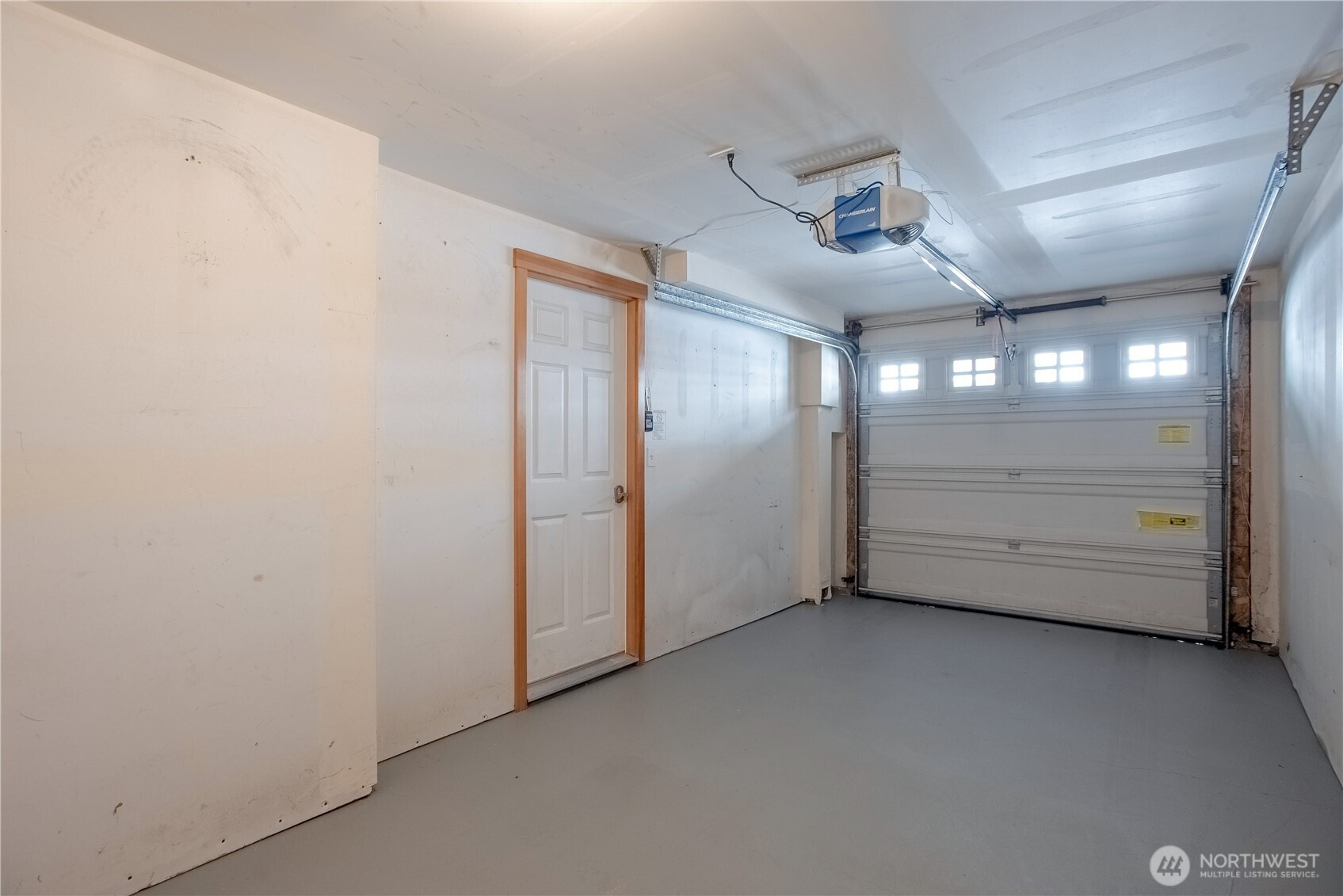 118 N 104th Street, Seattle, WA 98133