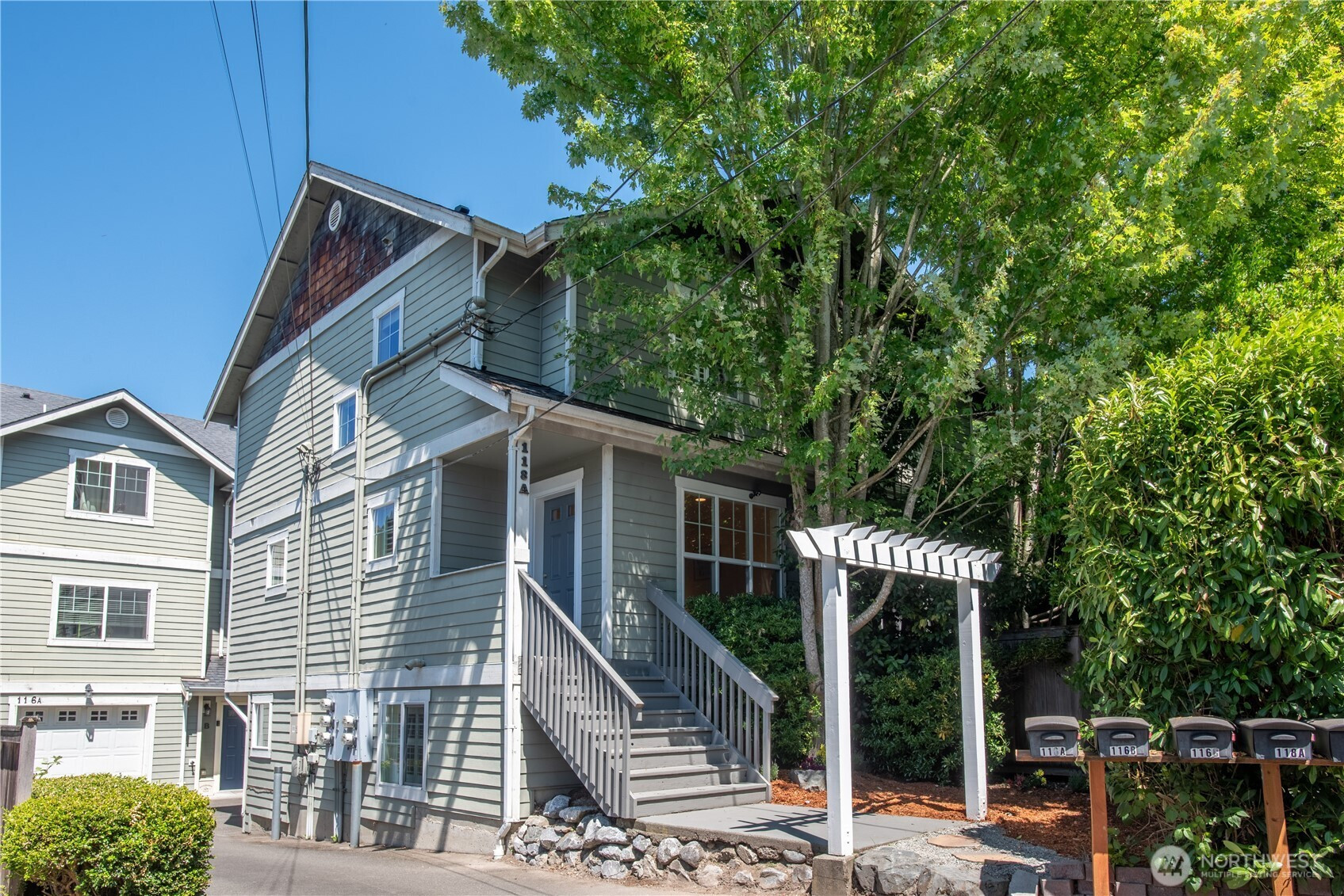 118 N 104th Street, Seattle, WA 98133