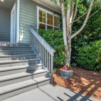 118 N 104th Street, Seattle, WA 98133