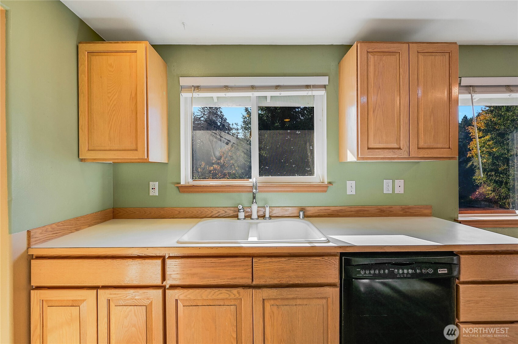 26239 Tuckerman Avenue NE, Kingston, WA 98346