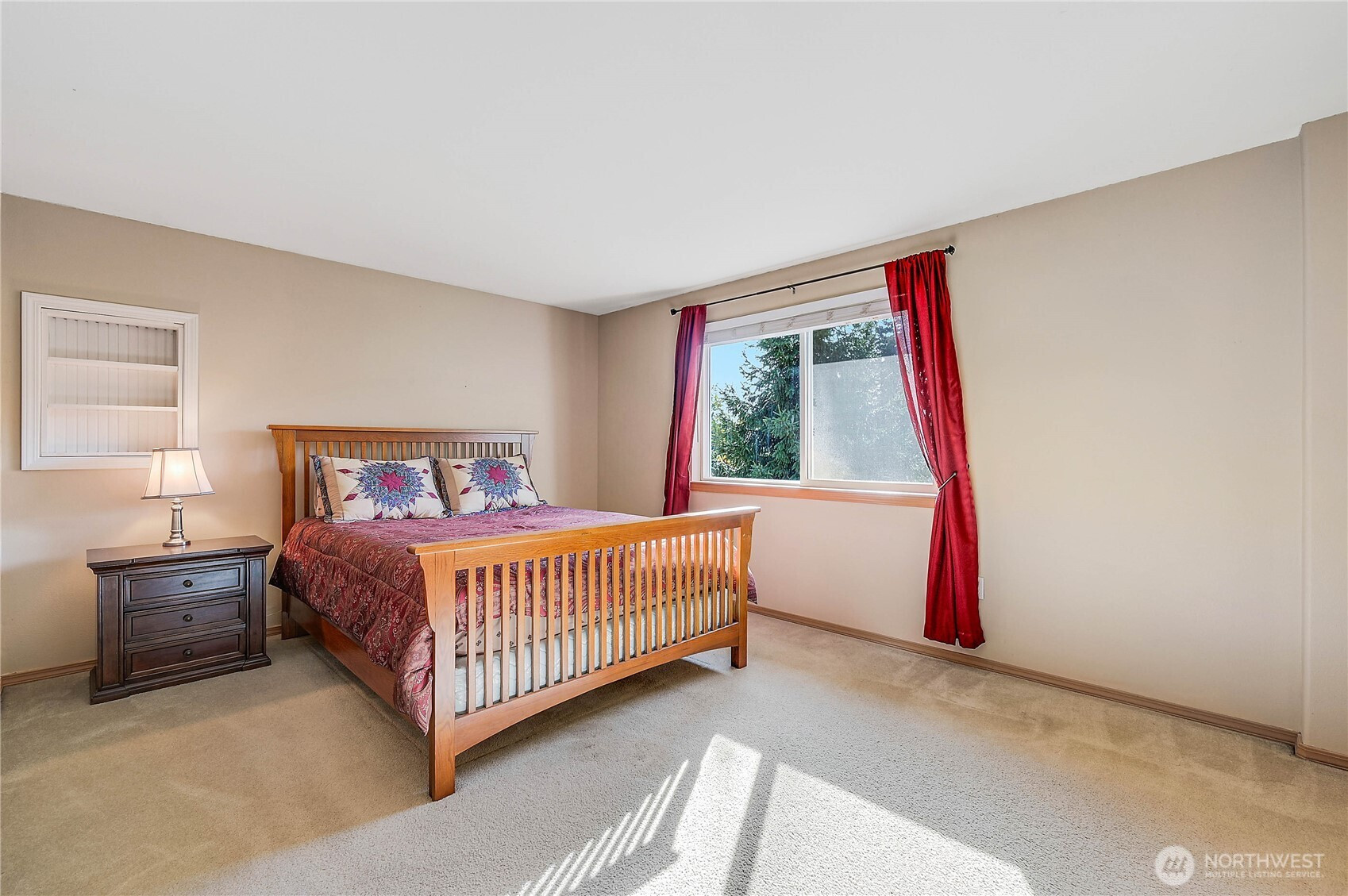 26239 Tuckerman Avenue NE, Kingston, WA 98346