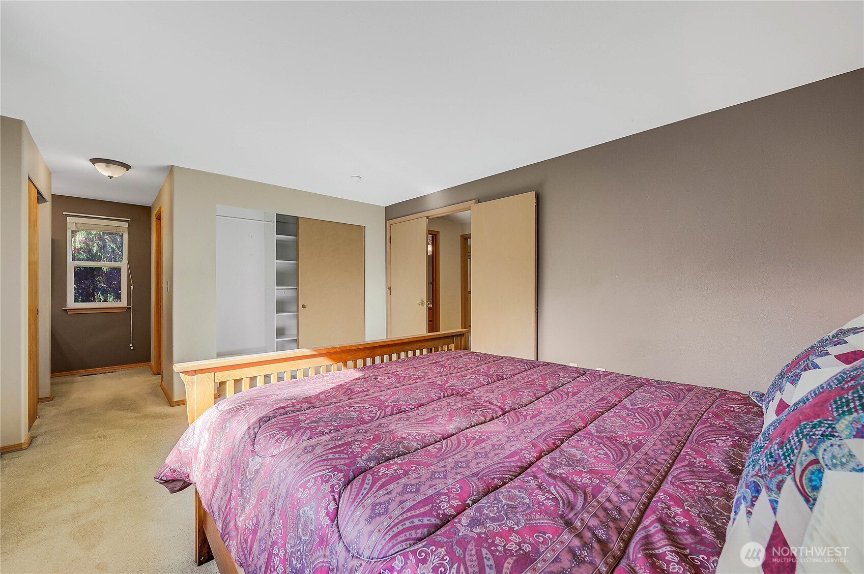 26239 Tuckerman Avenue NE, Kingston, WA 98346