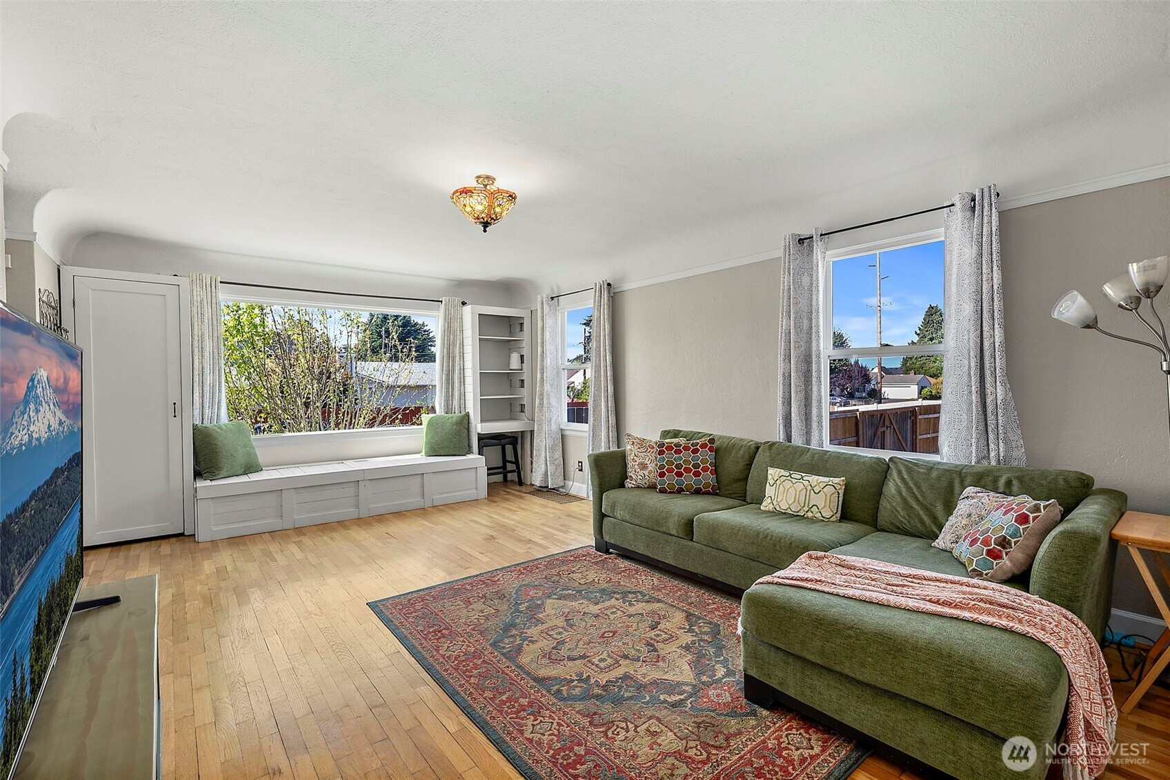 6329 S J Street, Tacoma, WA 98408