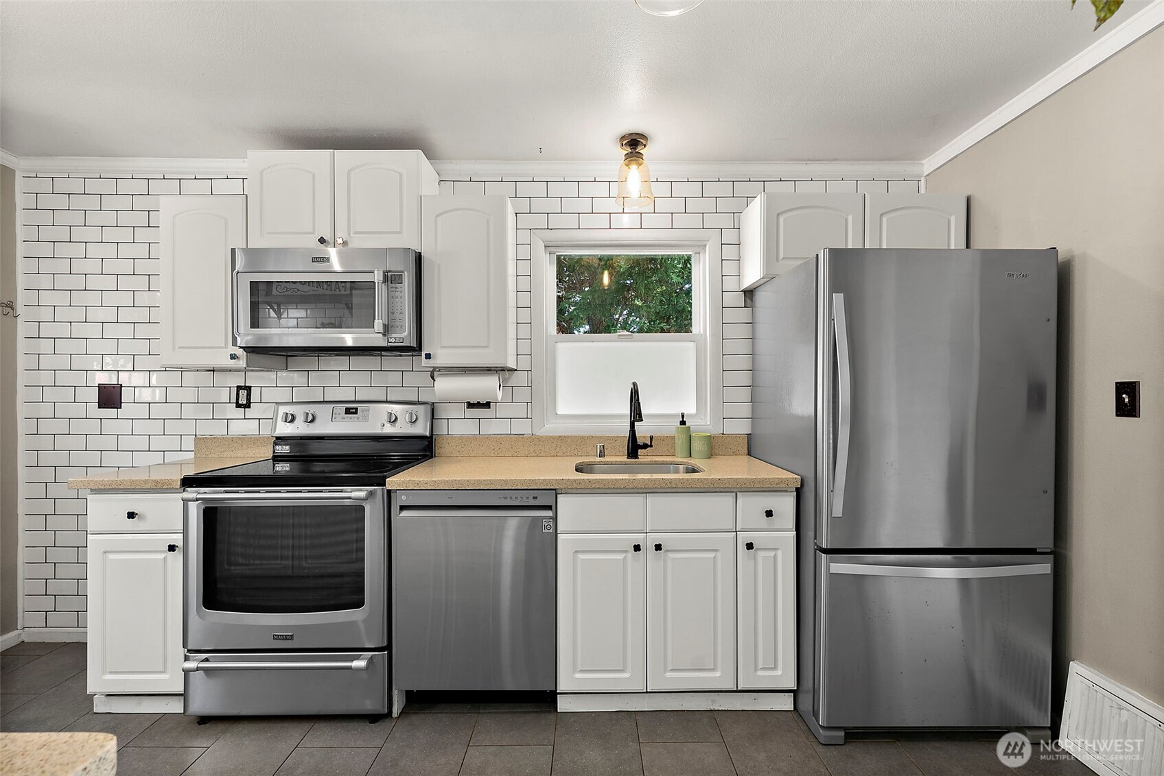 6329 S J Street, Tacoma, WA 98408