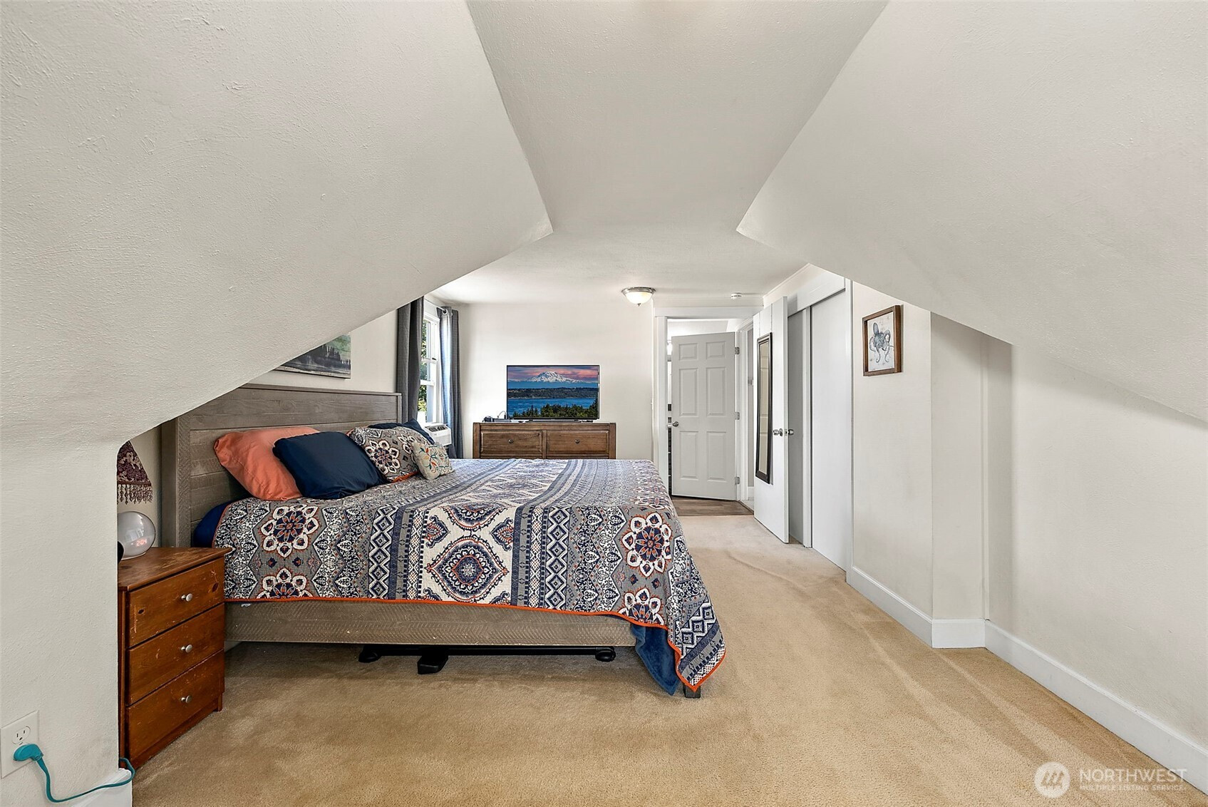 6329 S J Street, Tacoma, WA 98408