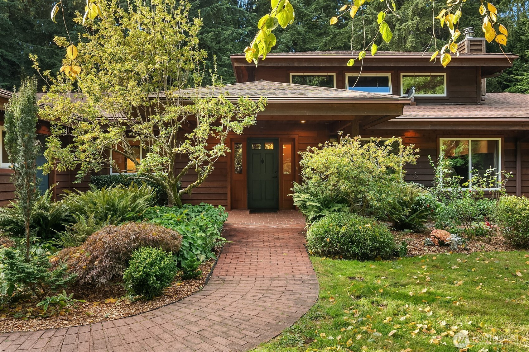 27407 94th Avenue SW, Vashon, WA 98070