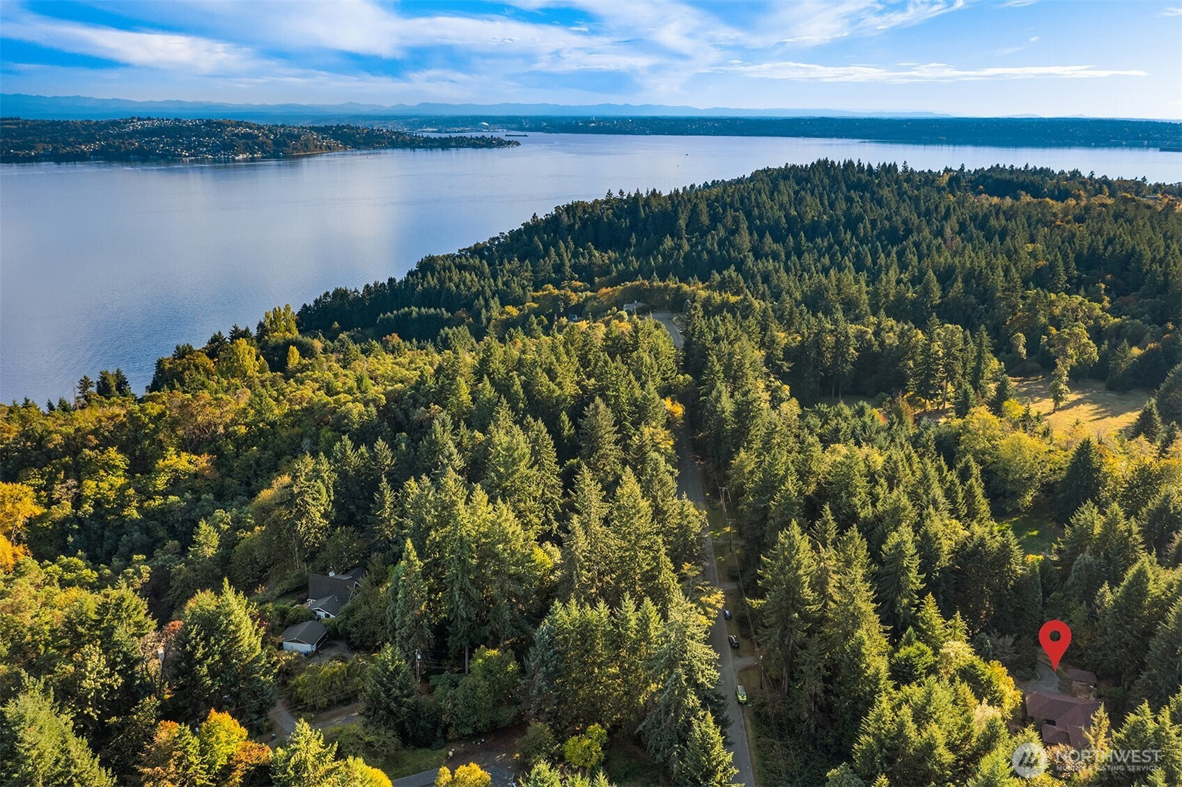 27407 94th Avenue SW, Vashon, WA 98070