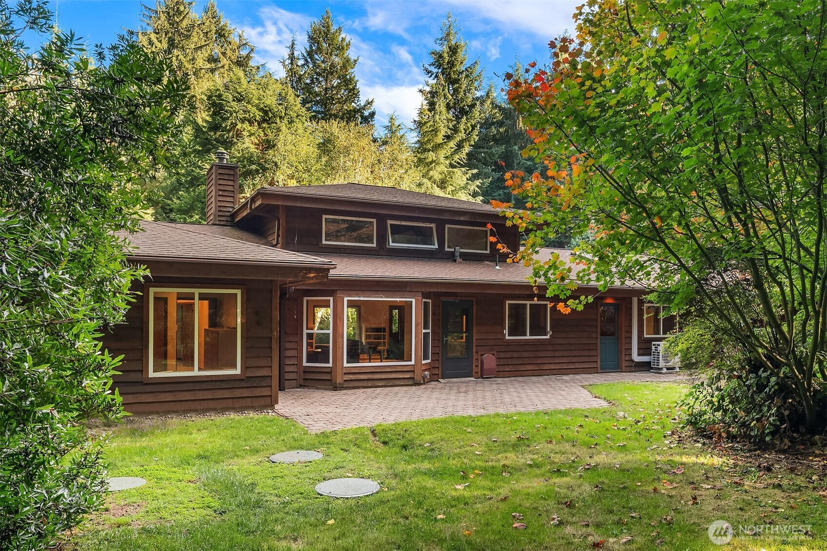27407 94th Avenue SW, Vashon, WA 98070