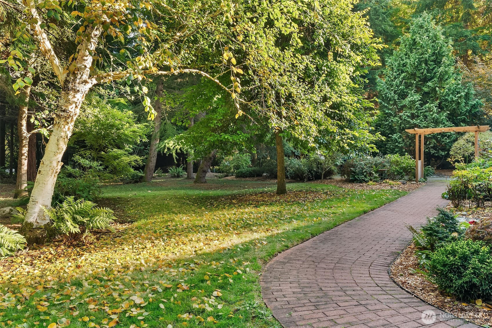 27407 94th Avenue SW, Vashon, WA 98070